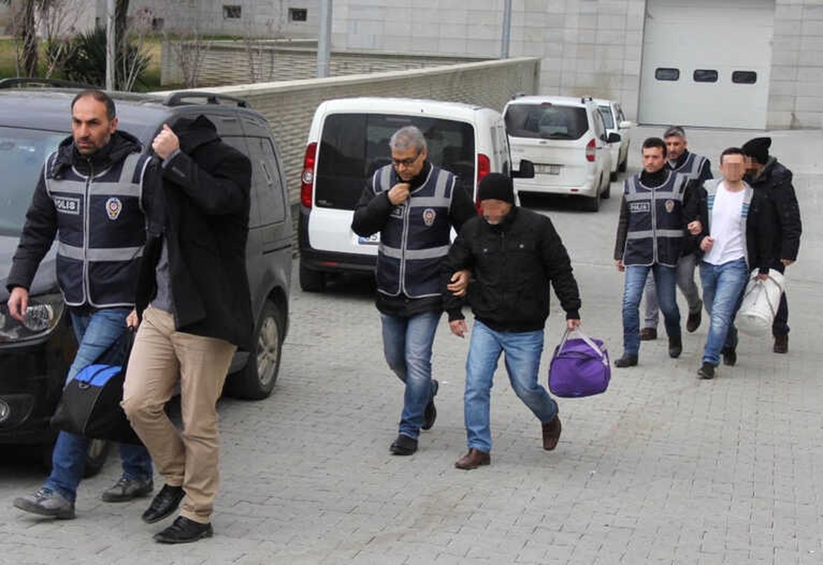 Samsun\'da Fetö\'den 10 Öğretmen Adliyeye Sevk Edildi