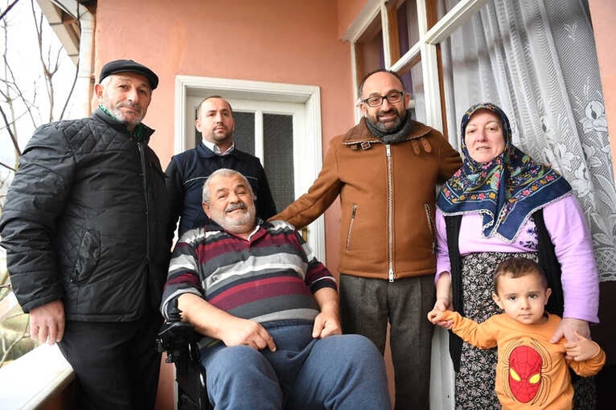 Üzülmez\'den Yüzleri Güldüren Yardım