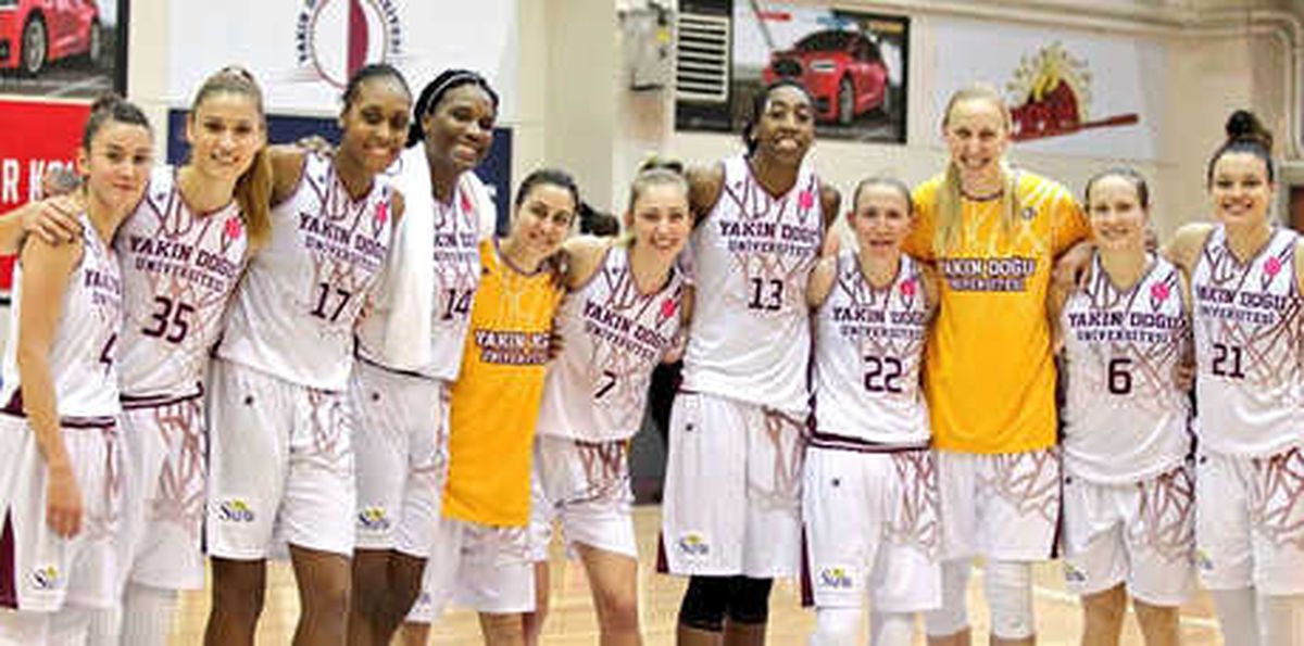 Yakın Doğu Üniversitesi-Nadezhda: 93-71