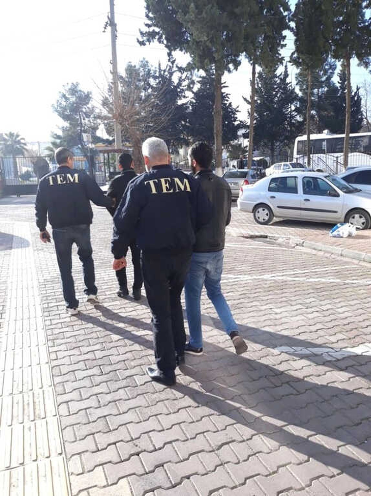 Zeytin Dalı Harekatı\'na Karşı Terör Propagandası Yapan 2 Şahıs Yakalandı