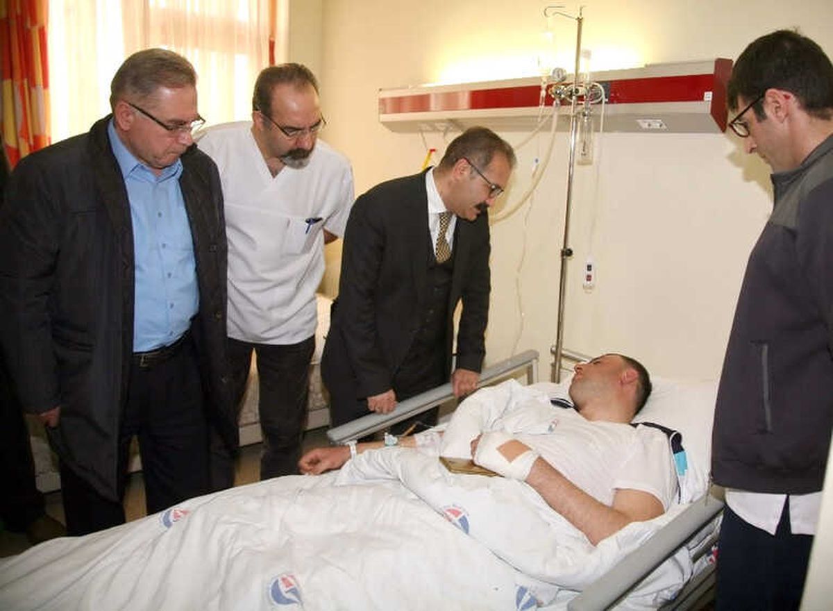 Afrin Gazisinden Rektör Gür\'e Duygulandıran Mesaj