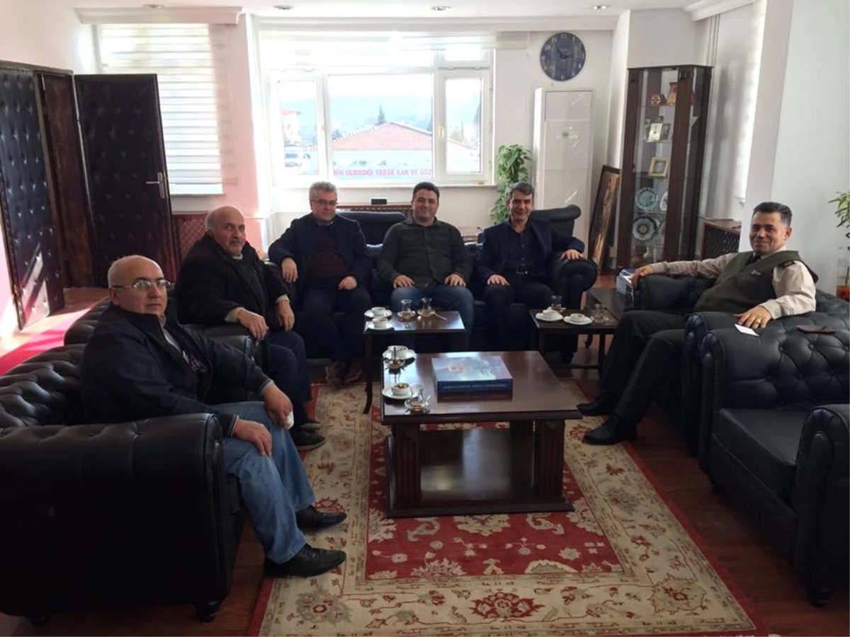 AK Parti Merkez İlçe Teşkilatı\'ndan Ziyaretler