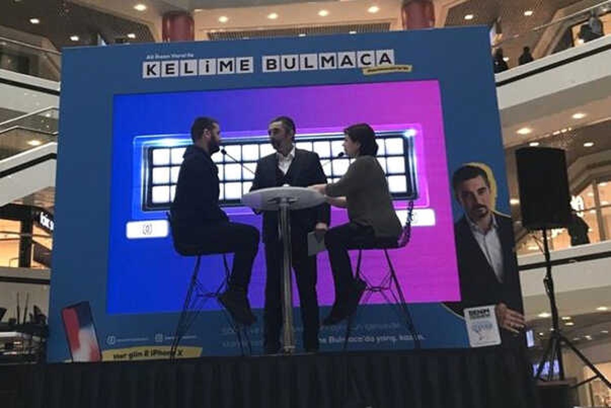 Ali İhsan Varol Kelime Bulmaca Oyunu ile İstanbul Cevahir\'de!