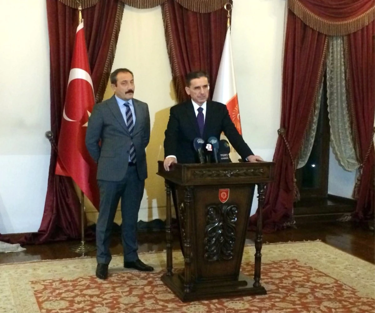 Ankara Valisi Topaca: "Sabotaj İhtimali Ağrılık Kazandı, Bunun Üzerinde Çalışıyoruz"