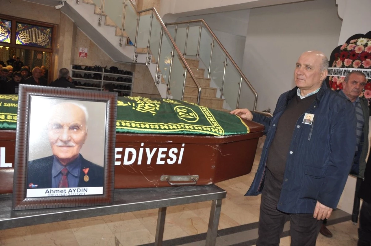 Babasının İstiklal Madalyası\'nı Aldıktan 46 Gün Sonra Hayatını Kaybetti