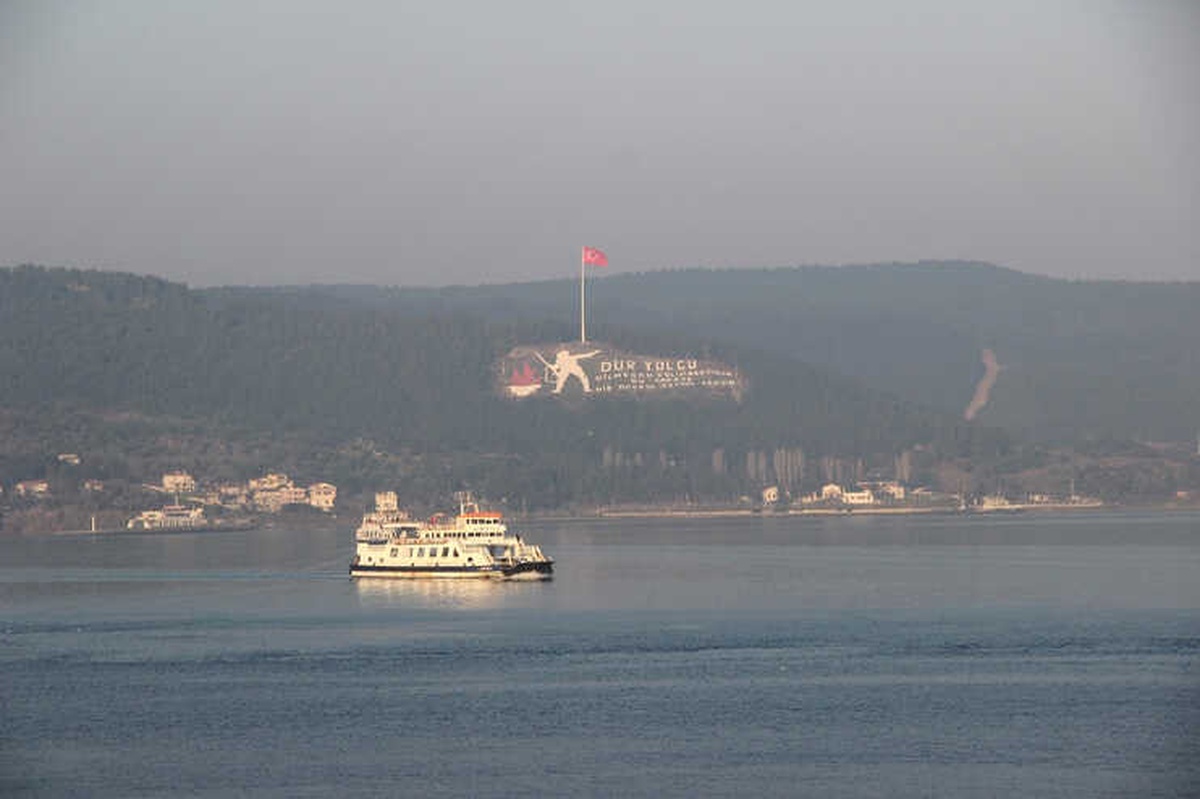 Çanakkale Boğazı Sis Sebebiyle Kapatıldı