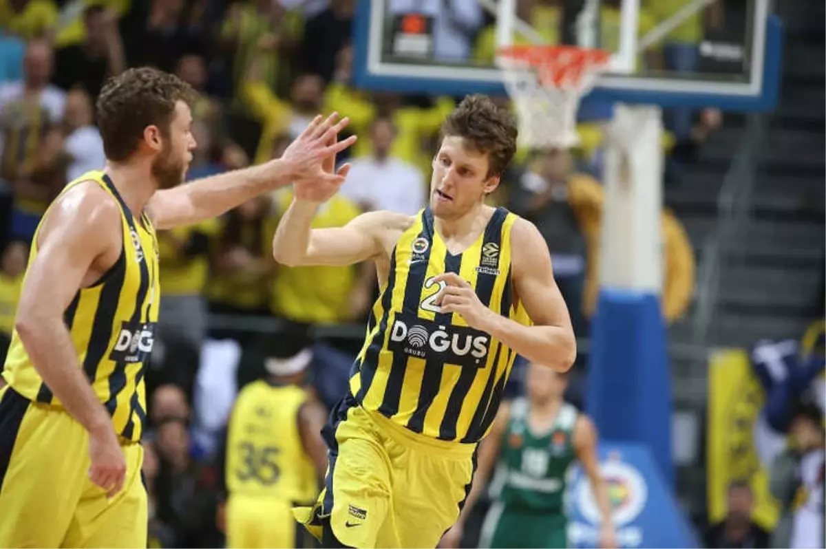 Fenerbahçe Doğuş, Olympiakos Deplasmanında