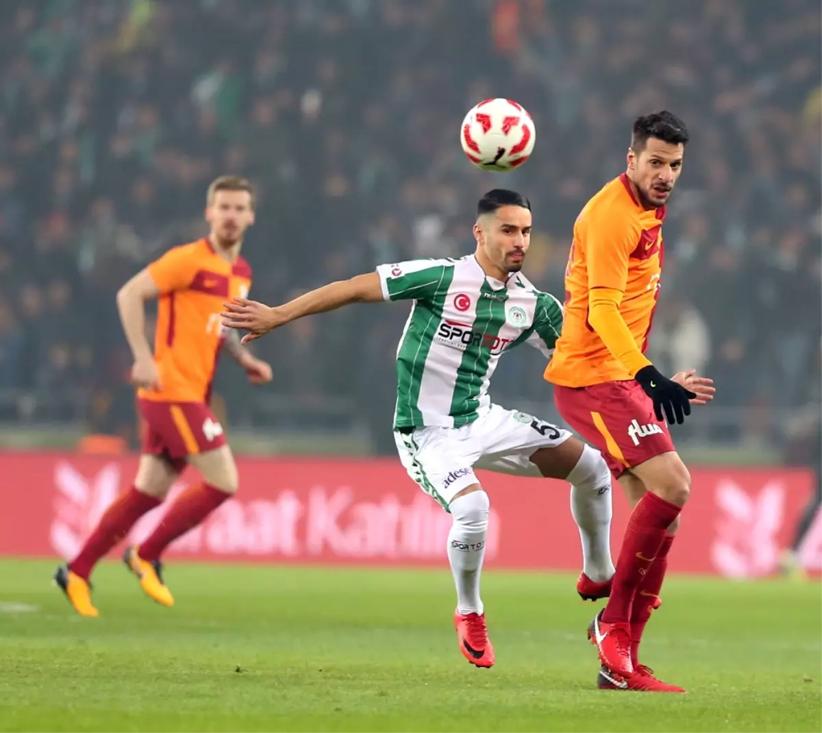 İlk Yarıda Konyaspor Önde