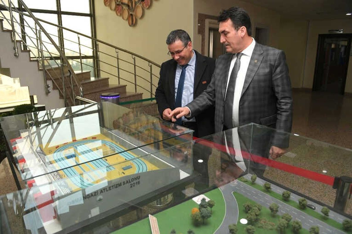 İskeçe\'nin Tek Türk Belediye Başkanından Dündar\'a Ziyaret