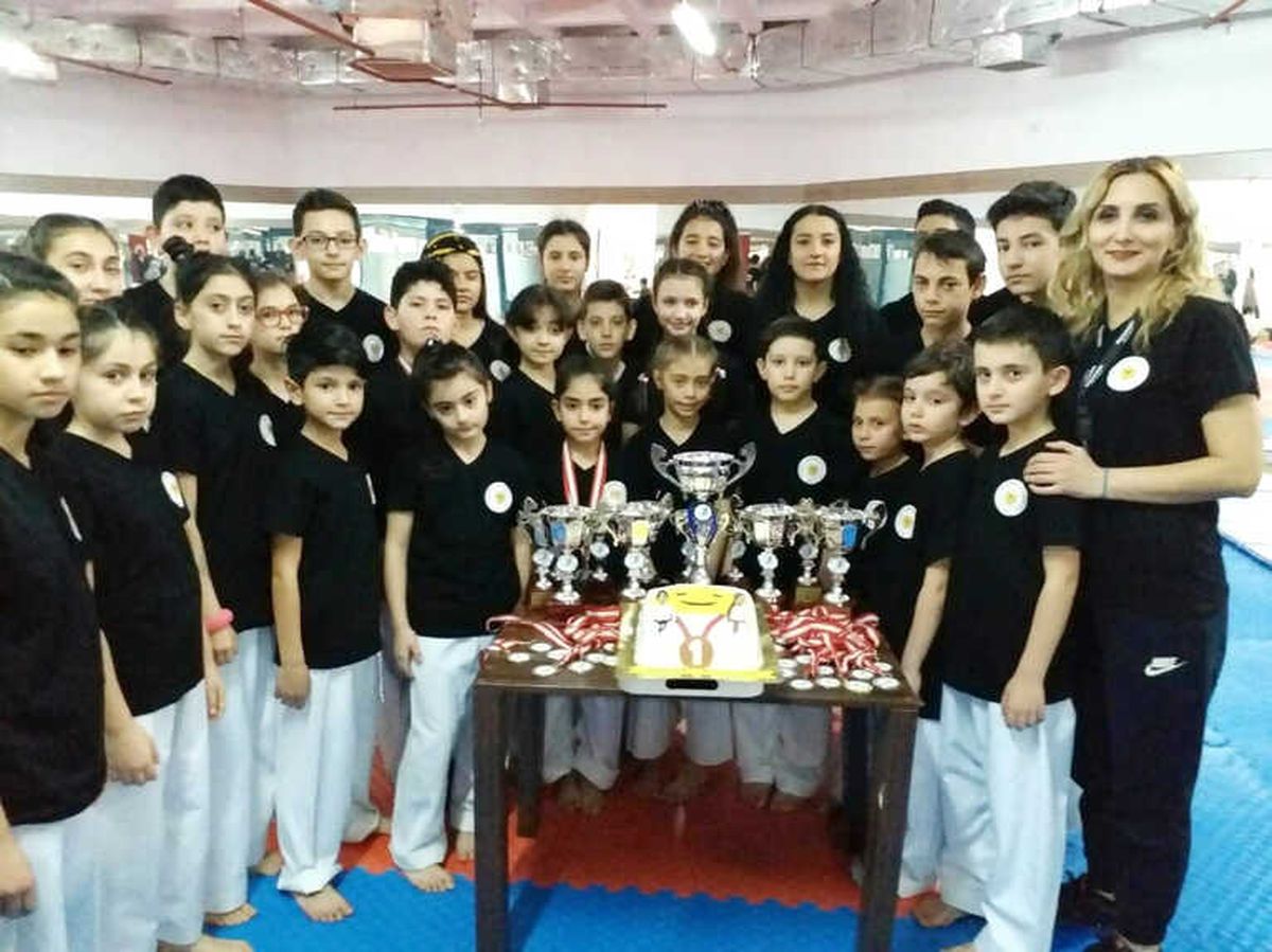 Karate Şampiyonları Büyükşehirden