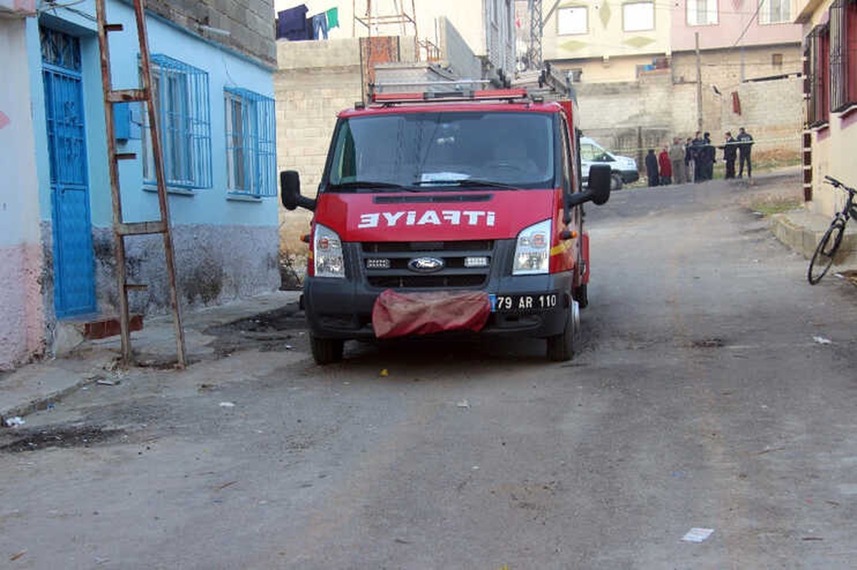 Kilis\'e Gece Atılan Roket Sabah Fark Edildi