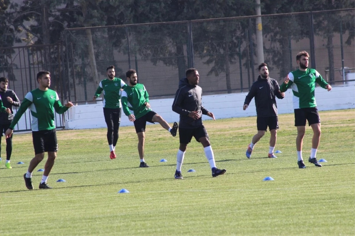 Mehmet Akyüz: "Kendimizi Alt Sıralardan Kurtardıktan Sonra Hedefimiz Play-off Olacak"