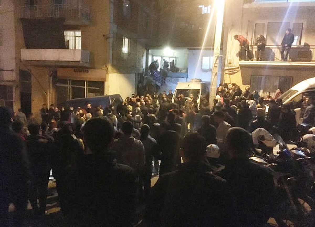 Önce Yengesini Sonra Kendisini Vurdu
