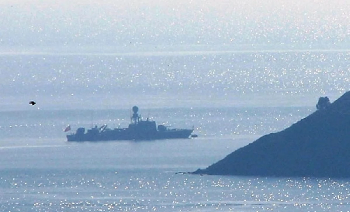 Savaş Gemisine Polis Baskını! FETÖ Üyesi Astsubay Gözaltına Alındı