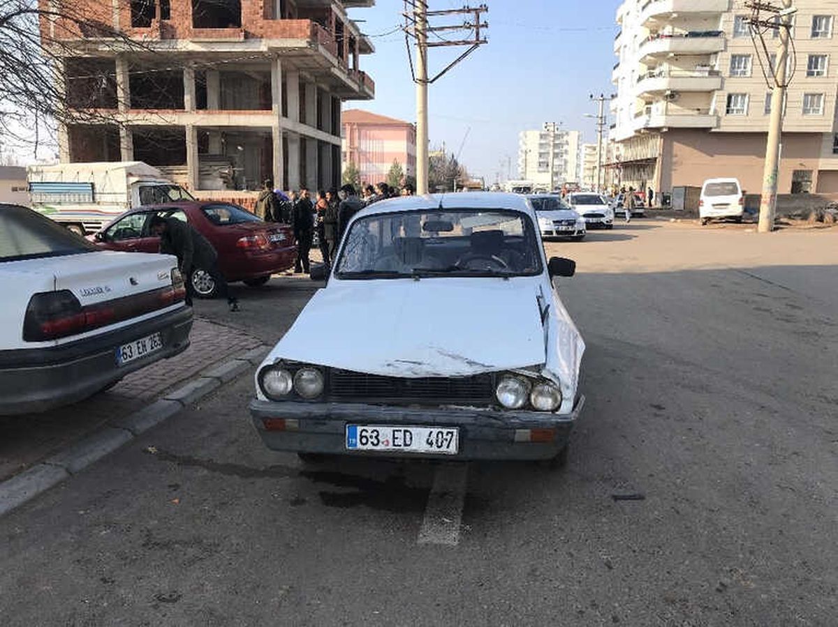 Siverek\'te Trafik Kazası: 2 Çocuk Yaralı