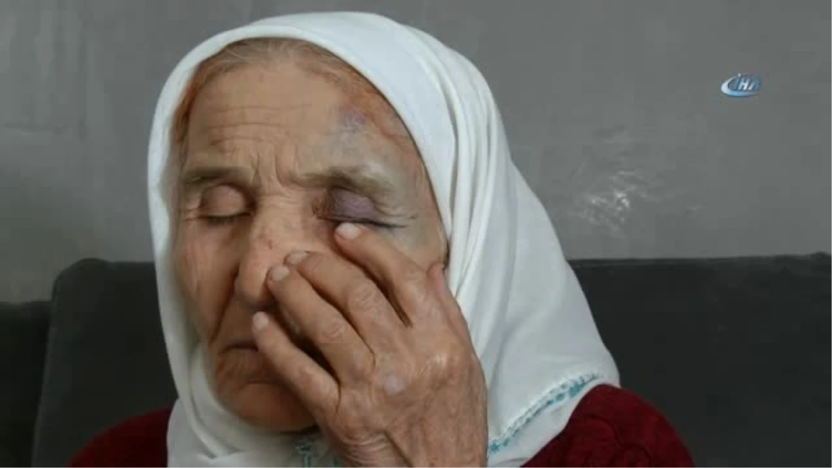 Antalya\'da 80 Yaşındaki Kadına Eski Gelininden Sokak Ortasında Dayak İddiası