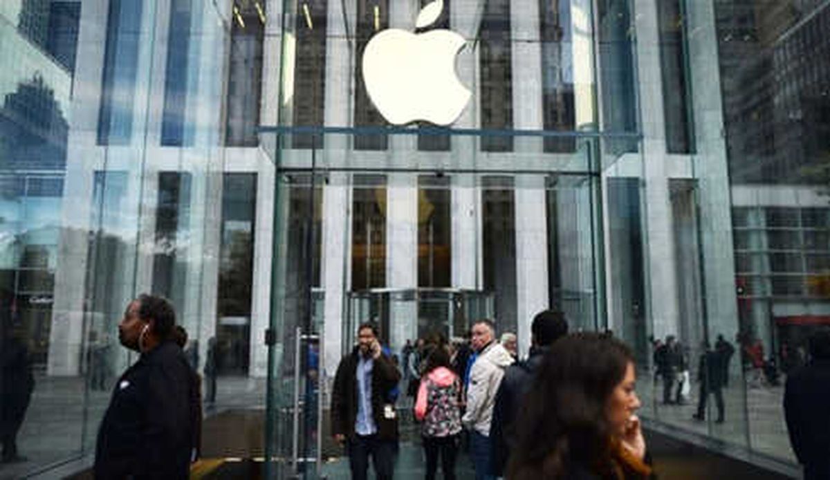 Apple\'ın Geliri Rekor Kırdı, İphone Satışları Düştü