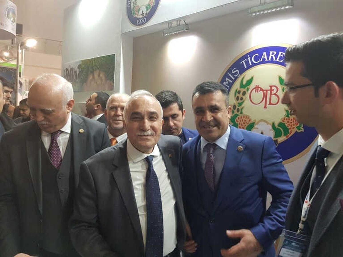 Bakan Fakıbaba\'dan Malazgirtli Çiftçilere Söz