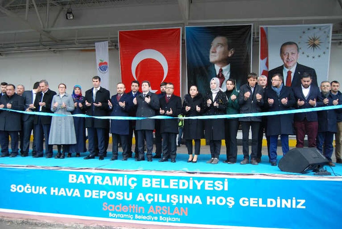 Bayramiç\'te 5 Bin Ton Kapasiteli Soğuk Hava Deposu Açıldı