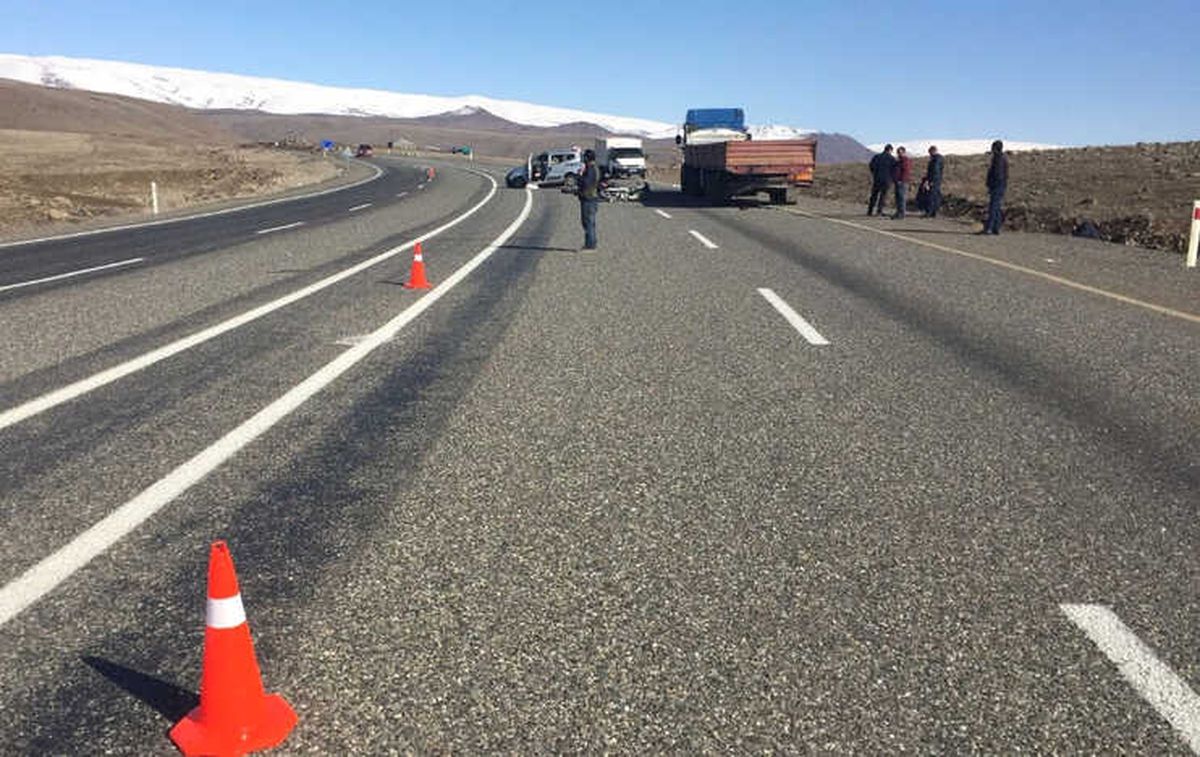 Bingöl\'de Trafik Kazası: 8 Yaralı