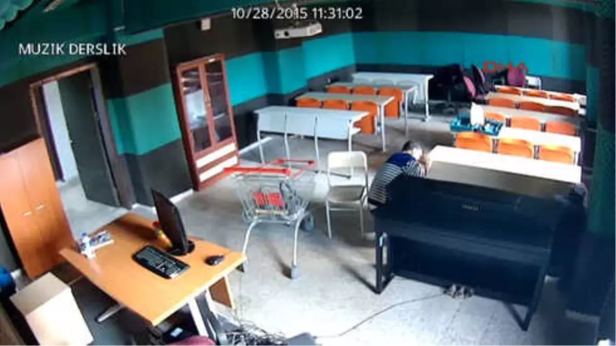 Çankırı Üniversitedeki Yangına Süngere Sıçrayan Kıvılcımlar Neden Olmuş