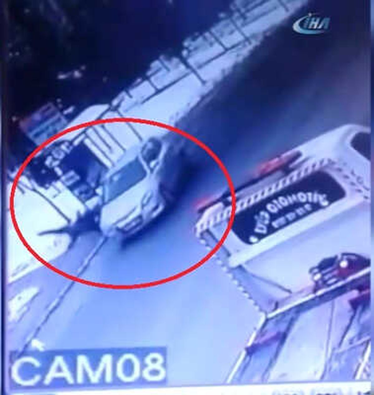 Dikkatsiz Yaya Ucuz Kurtuldu