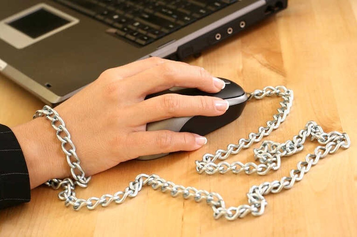 Duygusal Problemli Ergenlerde İnternet Bağımlılığı Artıyor