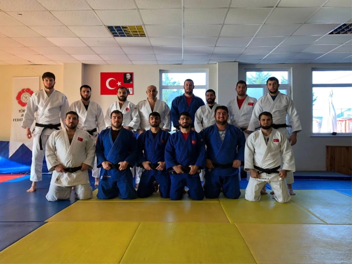 Judo Erkek Milli Takımı, Avrupa Açık Kupası İçin Bulgaristan\'da