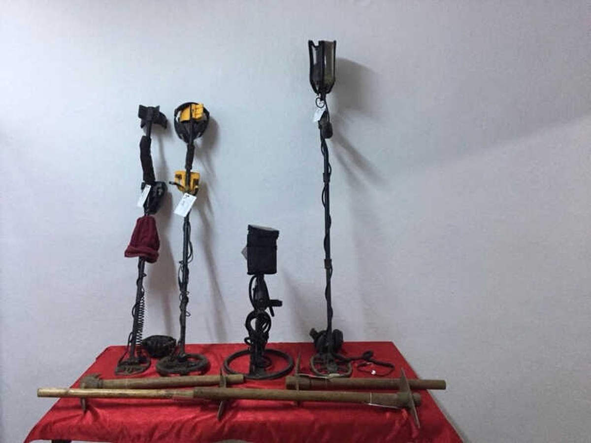 Kaçak Kazı Yapan 4 Kişi Yakalandı