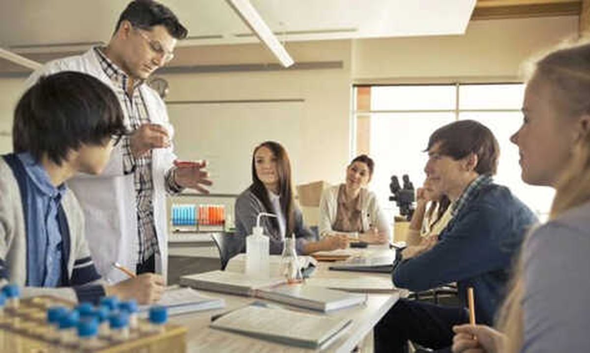 Kolejler Yabancı Hoca Getiremiyor