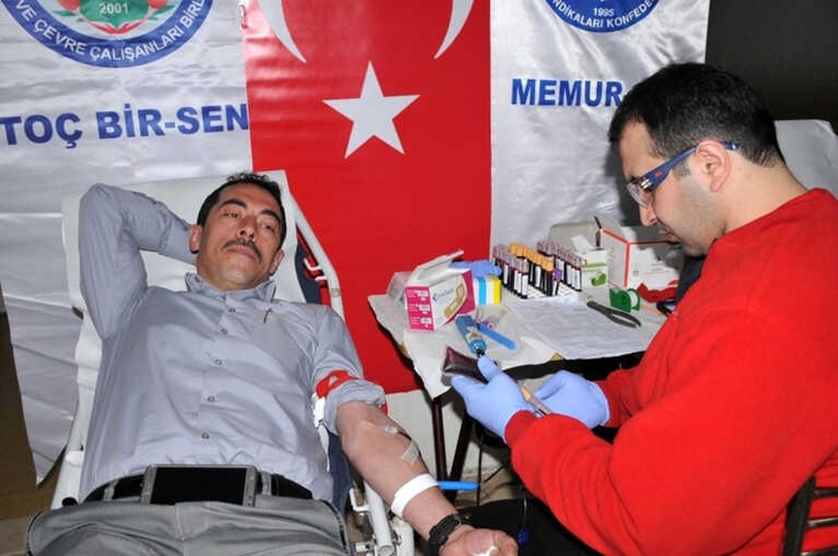 Kütahya Orman Bölge Müdürlüğü Personelinden Kan Bağışına Destek