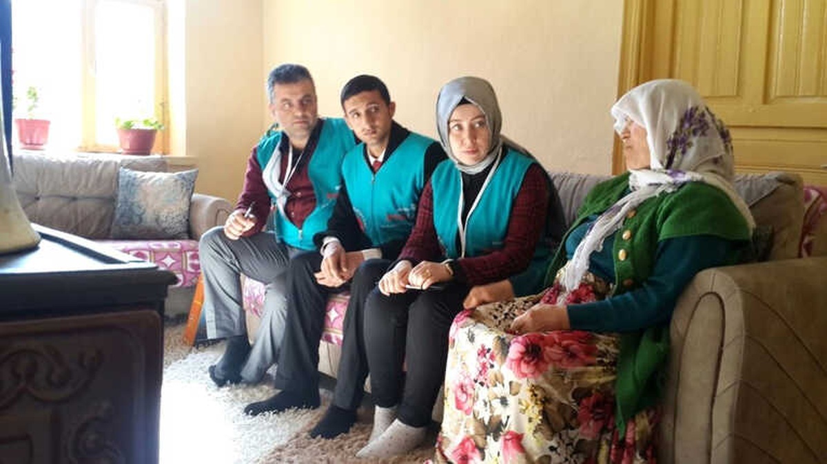 Mobil İpek Masa Ekibi Ziyaretlerini Sürdürüyor