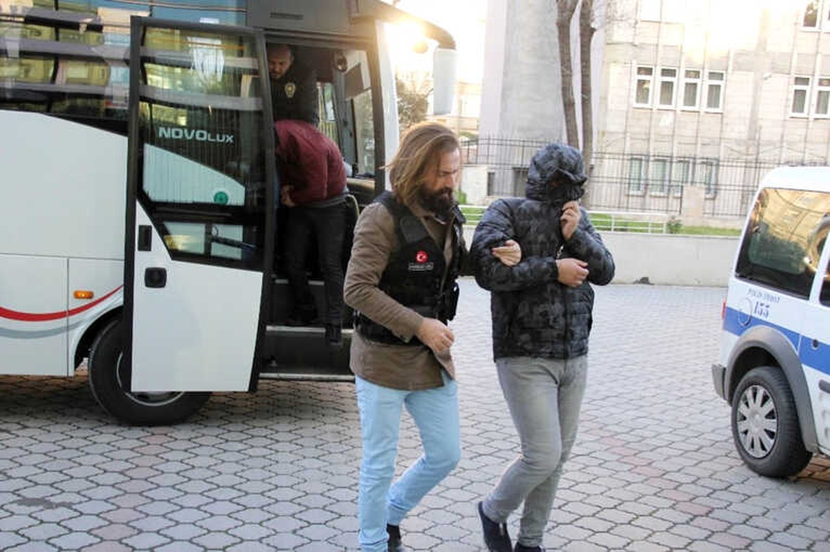 Samsun\'da Uyuşturucudan 6 Kişi Adliyeye Sevk Edildi