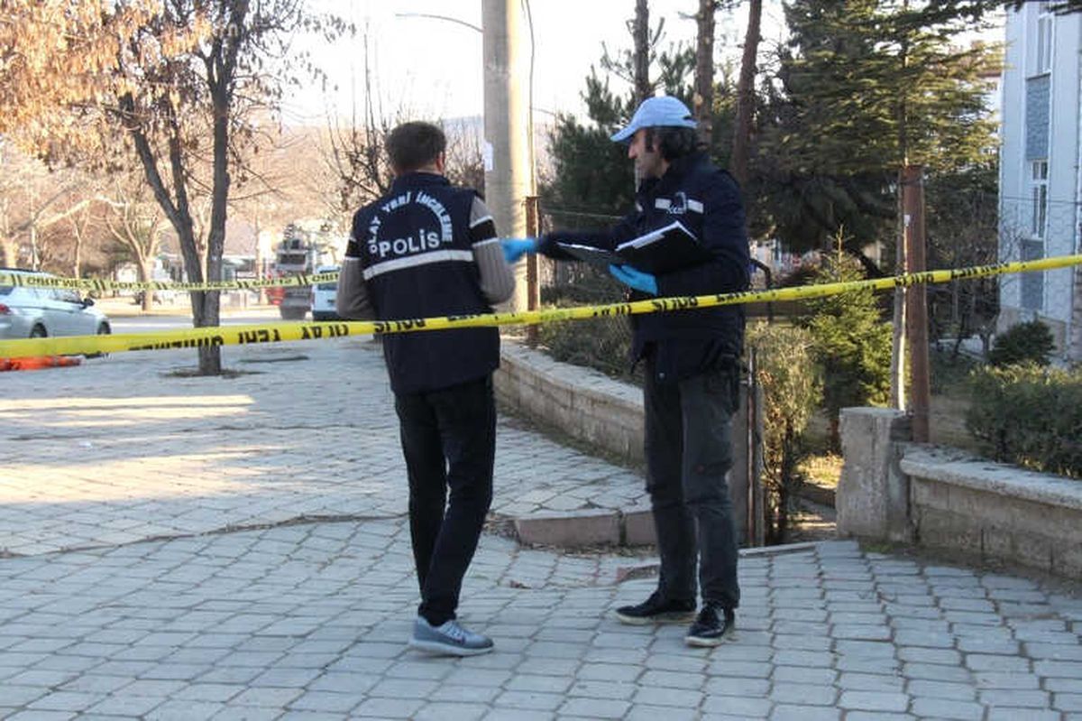 Sarkıntılık Yapan ve Bir Kişiyi Yaralayan Şüpheli Yakalandı