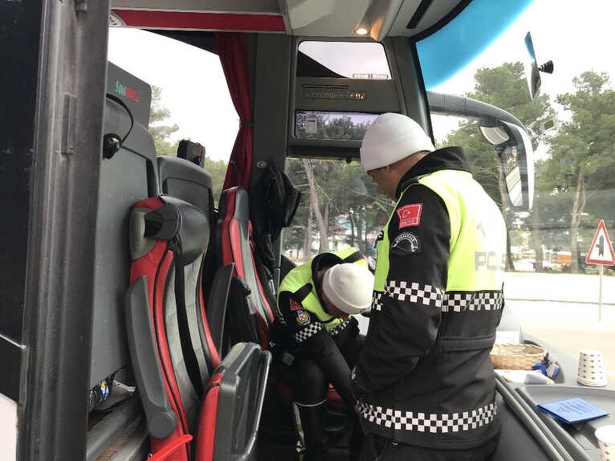 Şehirlerarası Otobüslerde Emniyet Kemeri Denetimi