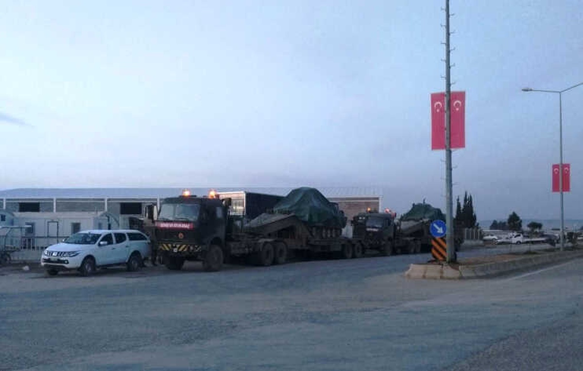 Sıfır Noktasına Tank Sevkiyatı Sürüyor