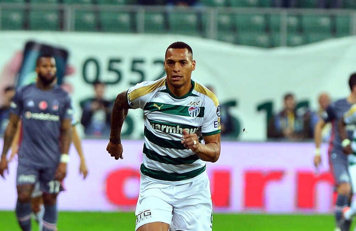 Spor Toto Süper Lig: Bursaspor: 2 - Beşiktaş: 1 (İlk Yarı)