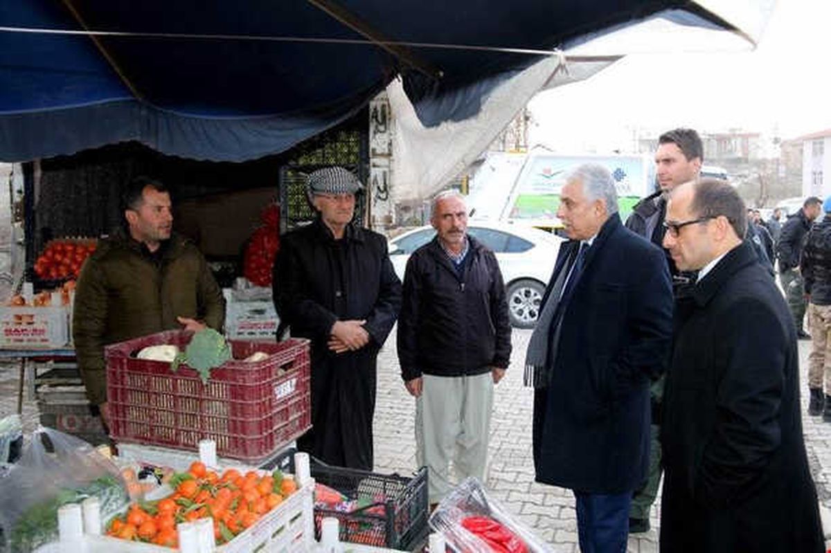 Vali Toprak\'tan Çukurca İlçesine Ziyaret