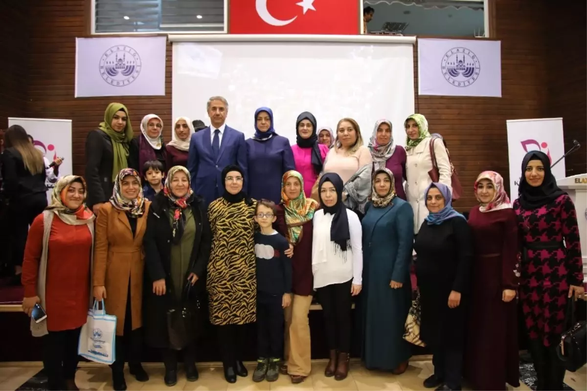 Başkan Yanılmaz, "Toplumu İnşa Eden Kadındır"