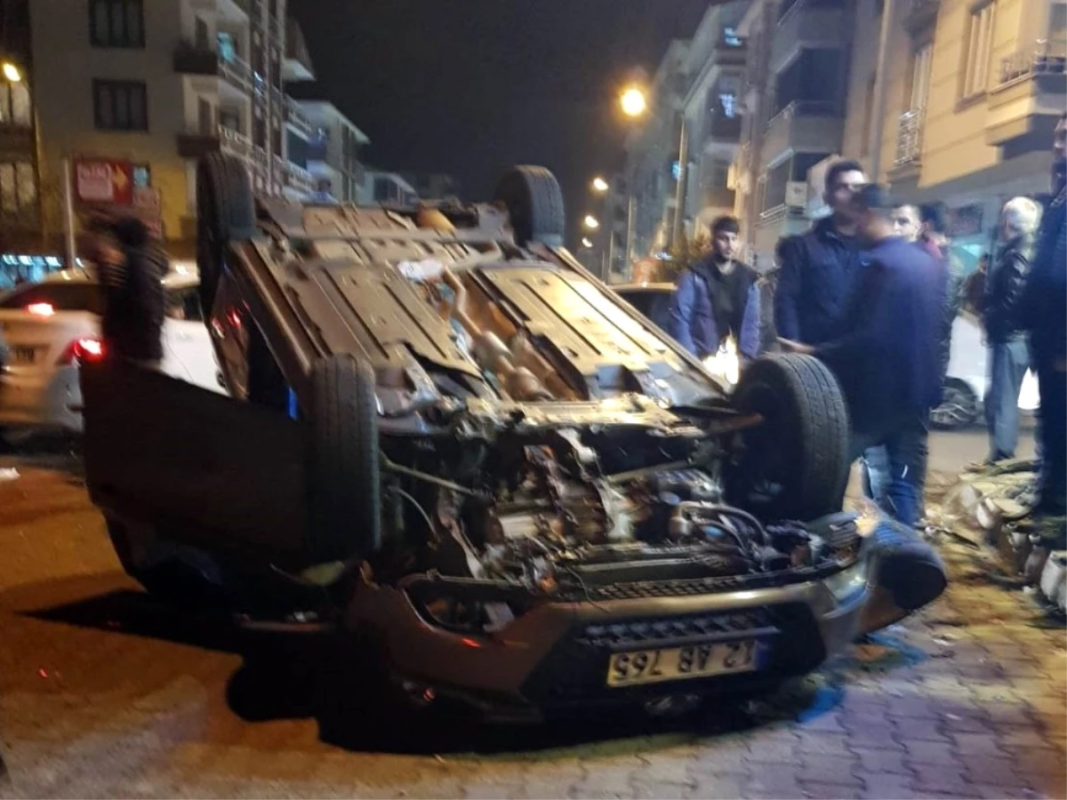 Bingöl\'de İki Ayrı Trafik Kazası: 9 Yaralı