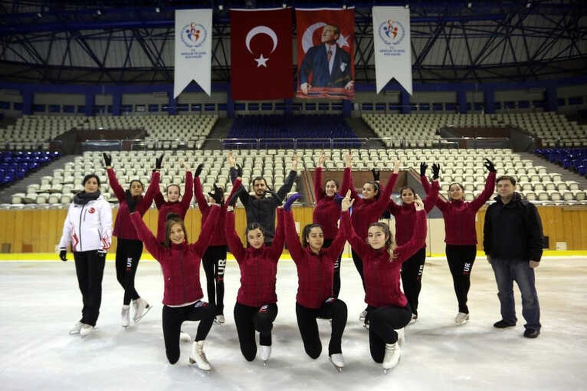 Buz Üzerinde Tatil