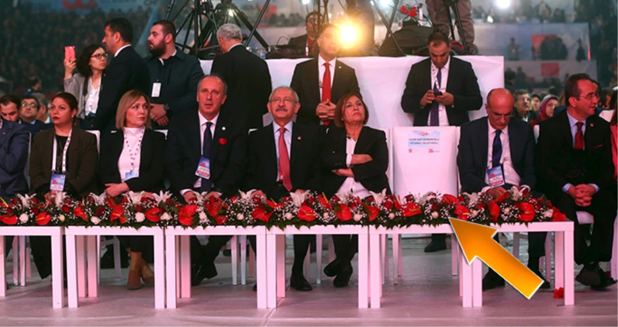 CHP Kurultayı\'nda Tutuklu Milletvekili Enis Berberoğlu için Boş Koltuk Ayrıldı