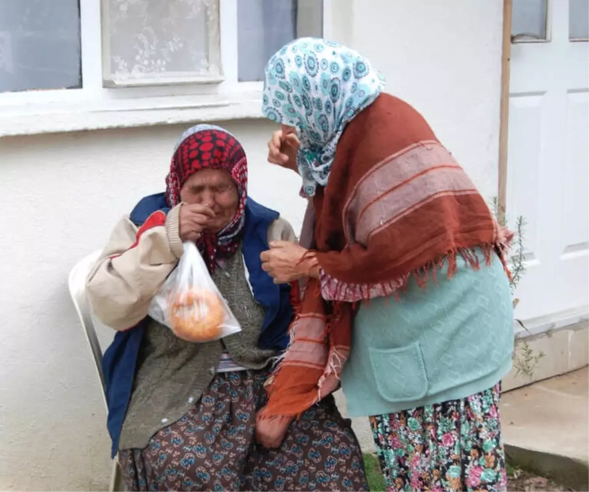 Felçli Kadın Yangından Son Anda Kurtarıldı