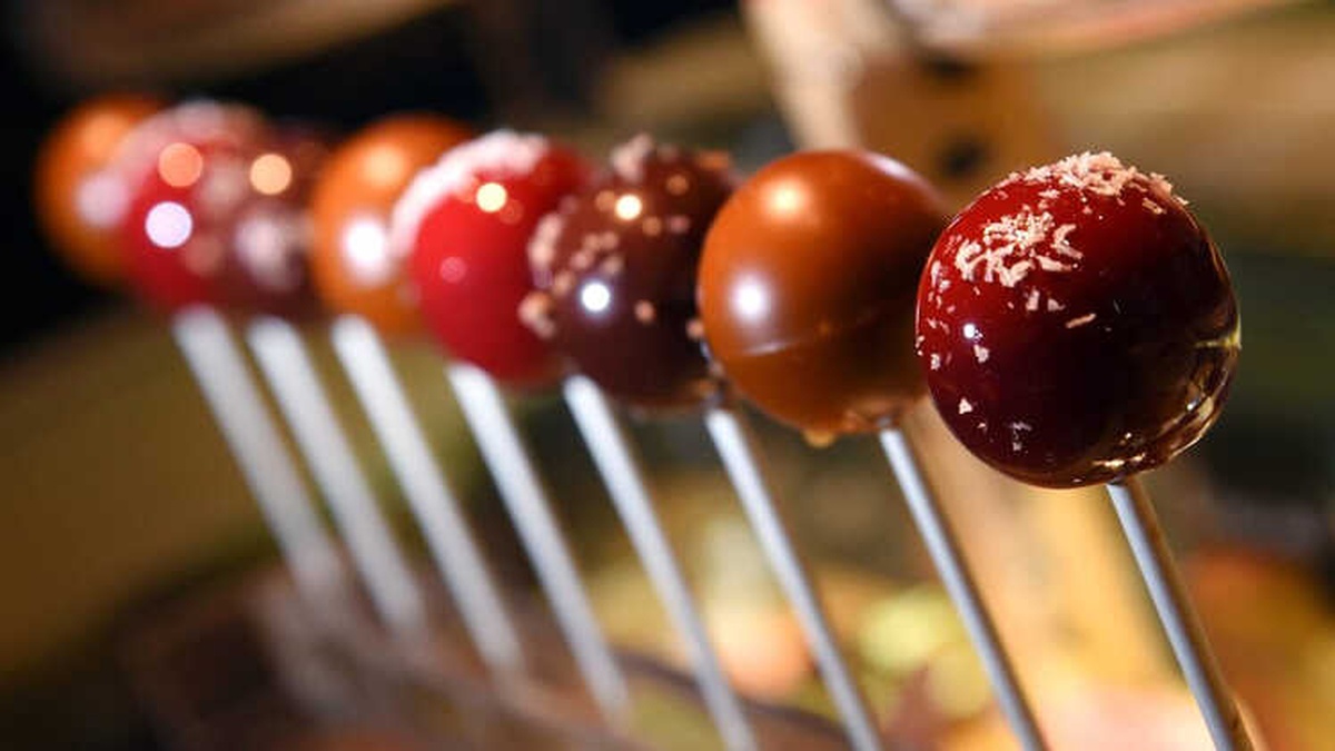 Geveze Müzikseverler İçin \'Çeneni Kapa Lolipopu\'