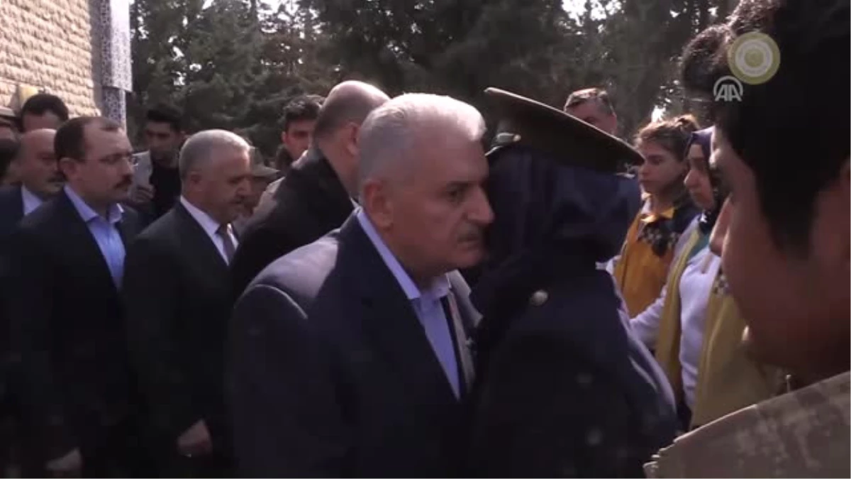 Başbakan Yıldırım, Şehit Ahmet Bayram\'ın Cenaze Törenine Katıldı