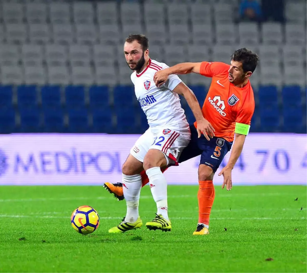 Emre Belözoğlu, Fenerbahçe Maçında Yok