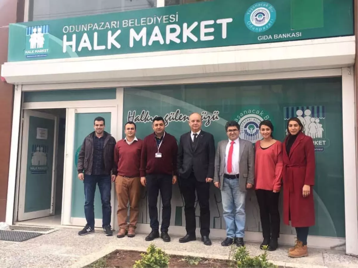 Halk Market Örnek Olmaya Devam Ediyor