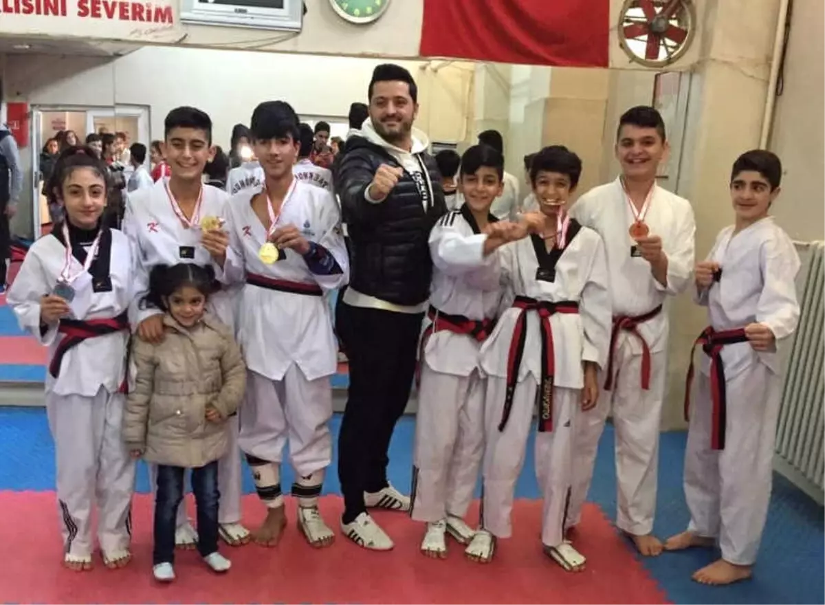 Siirt\'te Taekwondo İl Seçmesi Yapıldı