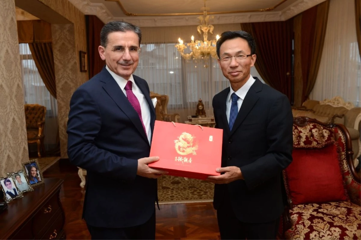 Vali Topaca, Çin Halk Cumhuriyeti Büyükelçisi Hongyang\'ı Kabul Etti
