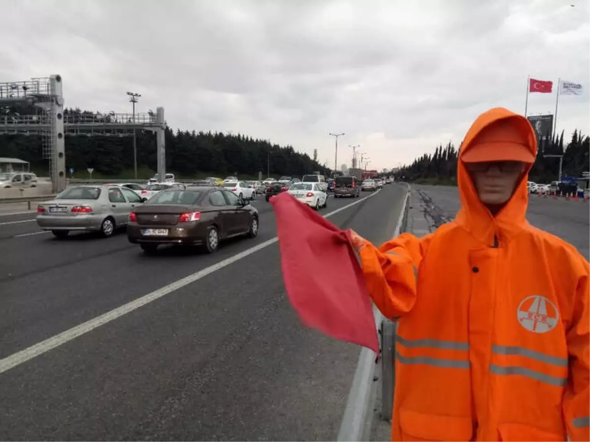 Yarı Yıl Tatili Dönüşü Trafik Yoğunlu Yaşandı